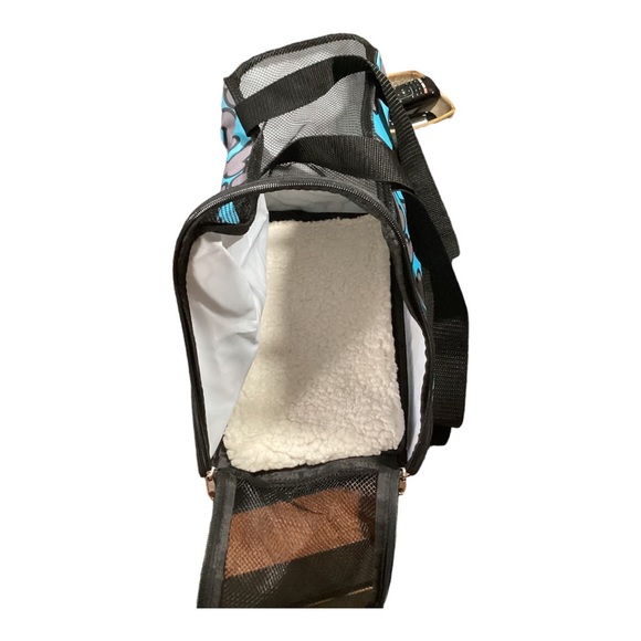 NWOT pet carrier holds up to 11 lbs. Blue - #381 - Picture 2 of 8